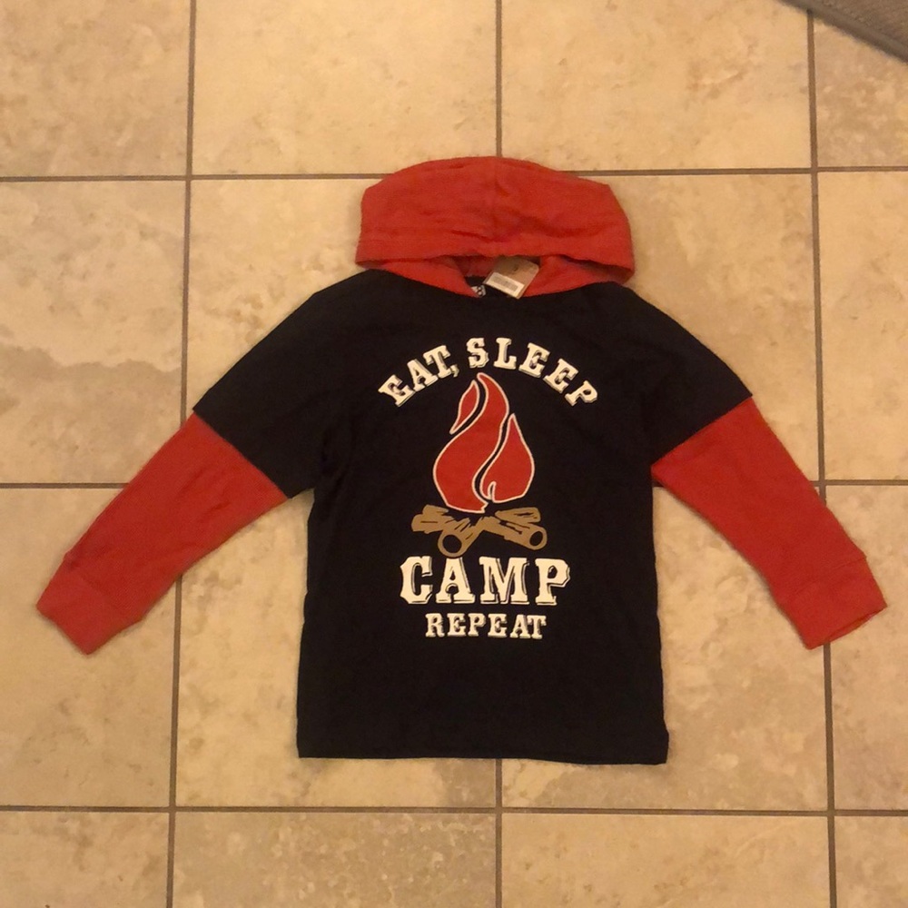 Boys Crazy 8 Hooded long sleeve t-shirt size 5/6